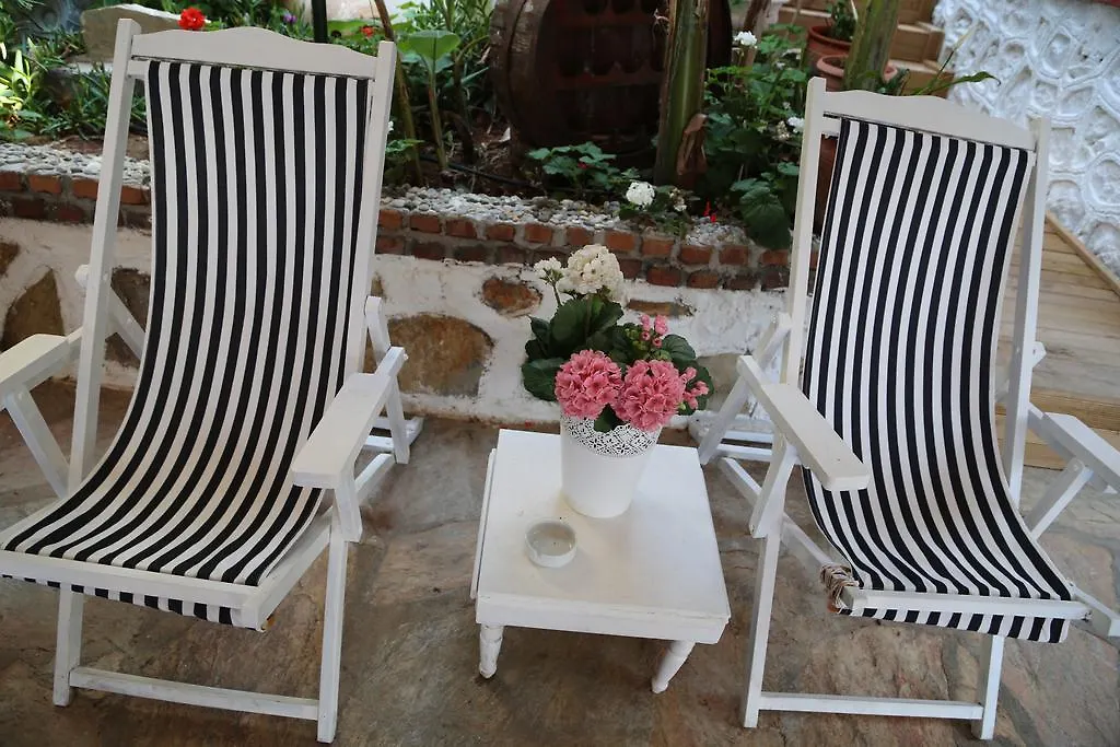 Bozburun Pembe Yunus Hotel